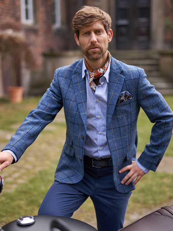 Harris_Tweed_Jacket_Blue_Overcheck_618_1