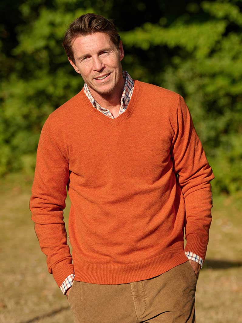 Pullover_lambswool_met_Harris_Tweed_details_Burned_Orange Pullover_lambswool_met_Harris_Tweed_details_Burned_Orange