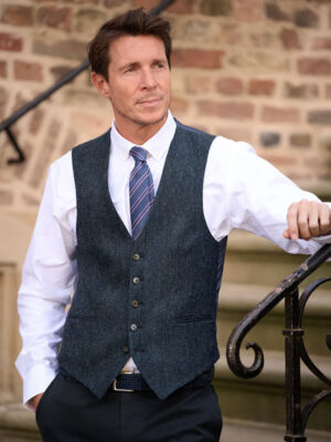 Harris Tweed Vestje Tailor Zonder Revers In Blue Herringbone