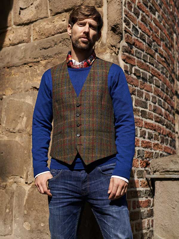 Harris_Tweed_Vestje_Tailor_Zonder_Revers_In_Red_Blue_Check Harris_Tweed_Vestje_Tailor_Zonder_Revers_In_Red_Blue_Check