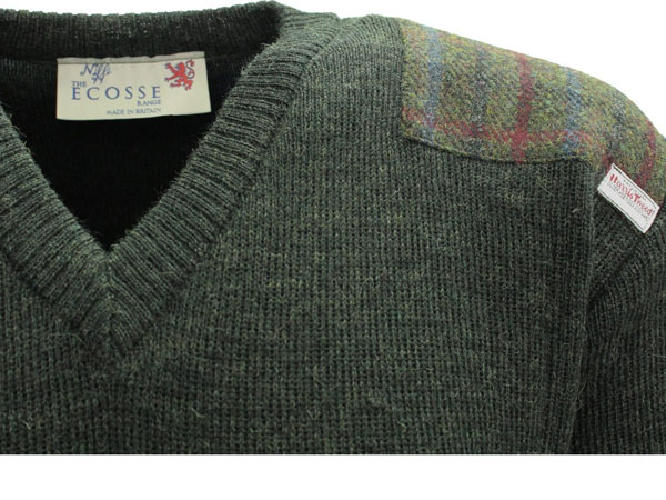 Vee neck sweater with Harris Tweed patches Mossgreen - Afbeelding 3