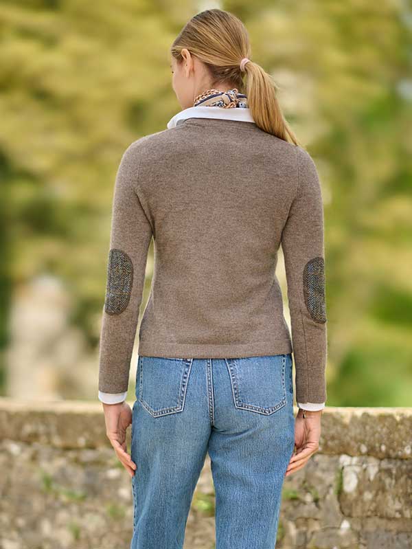 Merino Vest Mara The Cardigan Met Harris Tweed Details In Nutmeg - Afbeelding 2