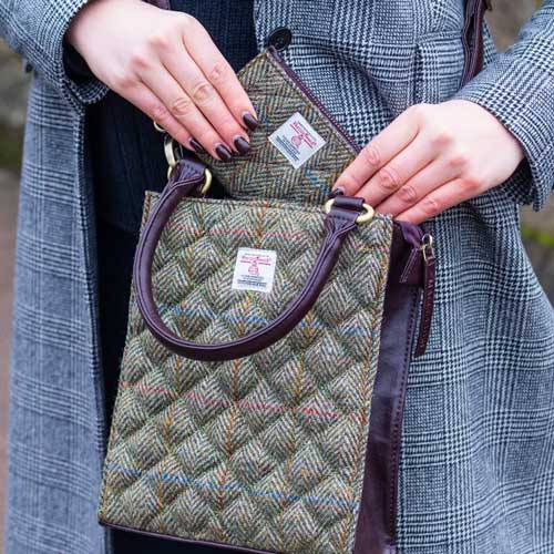Harris Tweed Quilt Mini Tote Bag In Country Green - Afbeelding 3